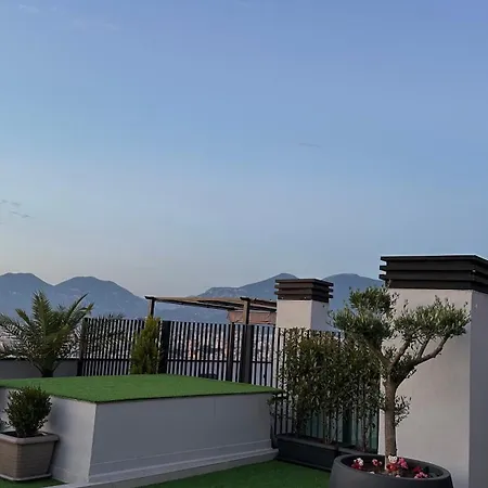 Sunscape Penthouse Lejlighed Tirana