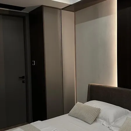 Lejlighed Sunscape Penthouse Tirana